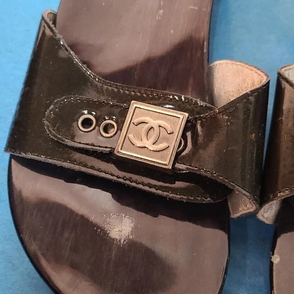 Chanel 2004 Collection Slides - Picture 3 of 14